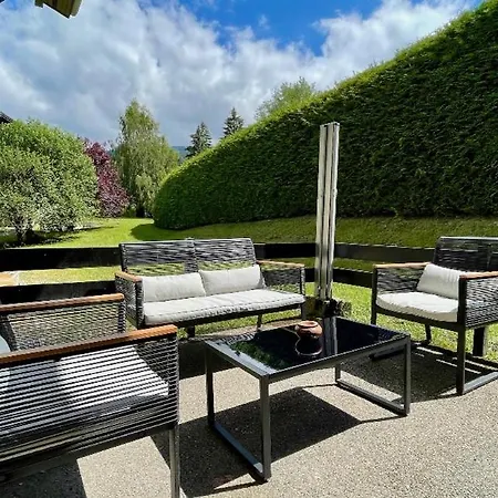 Renove Avec Terrasse Sud Idealement Situe Combloux